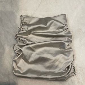 Aritzia Wilfred free - zadie skirt